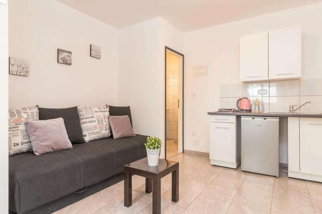 Apartments Rede Pola
