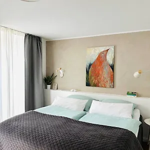 Weiss Apartment Essing