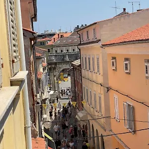  Appartamento Dejan 2-top Centar-old Town Studio